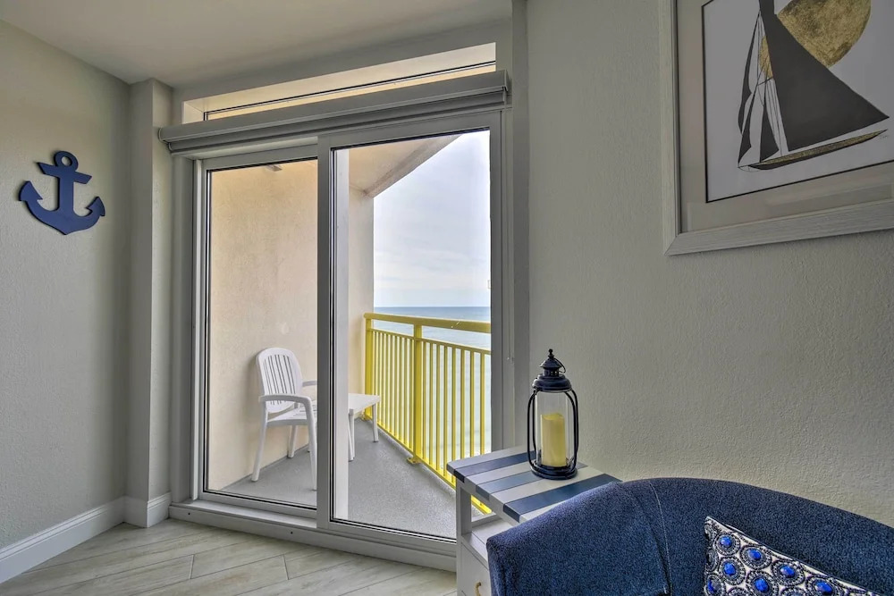 Luxury Oceanfront Condo in NMB w/ Resort Amenities