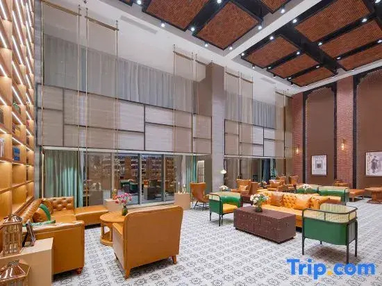 James Joyce Coffetel Hotel (Zhaoqing Qixingyan East Gate Square)