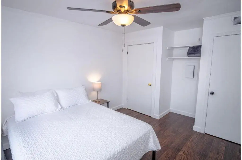 Tranquil Getaway 3br/2ba Near Downtown