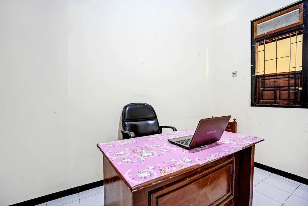 Wisma Trubus Syariah RedPartner Near RSUD Koesma Tuban