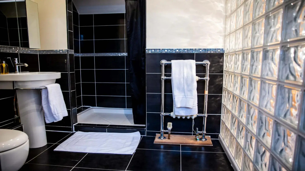 Stunning Maisonette - 3 bed - 3 Bath