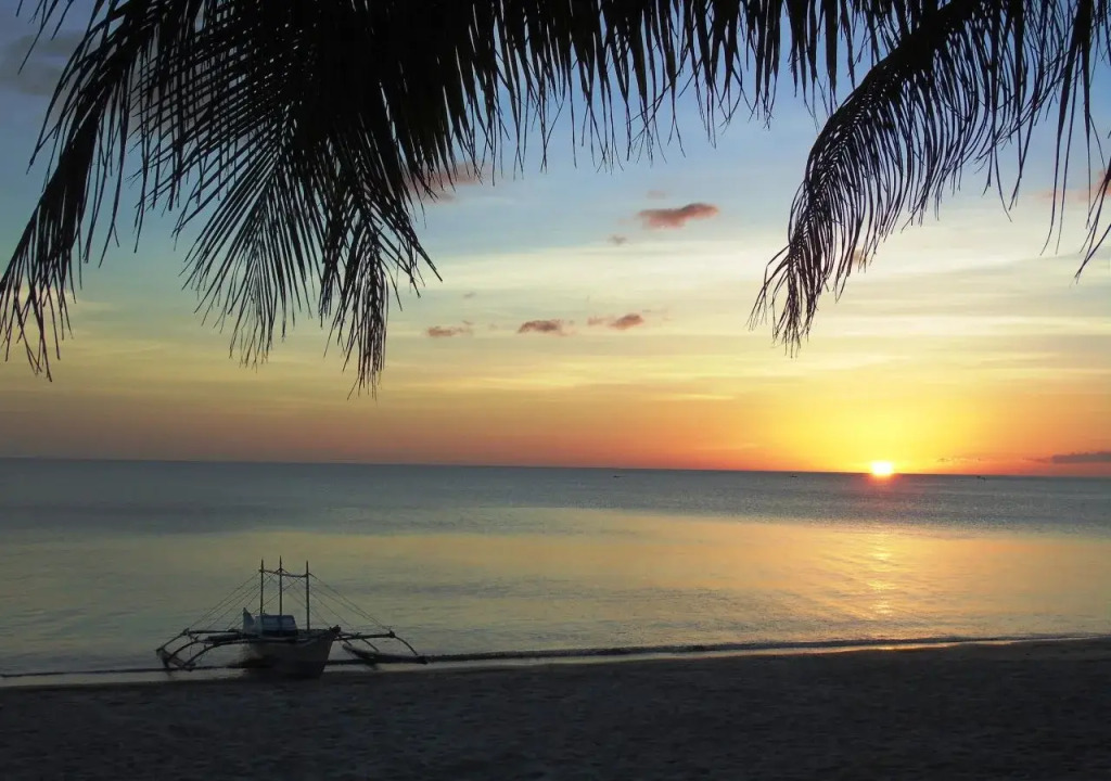 Phaidon Beach Resort