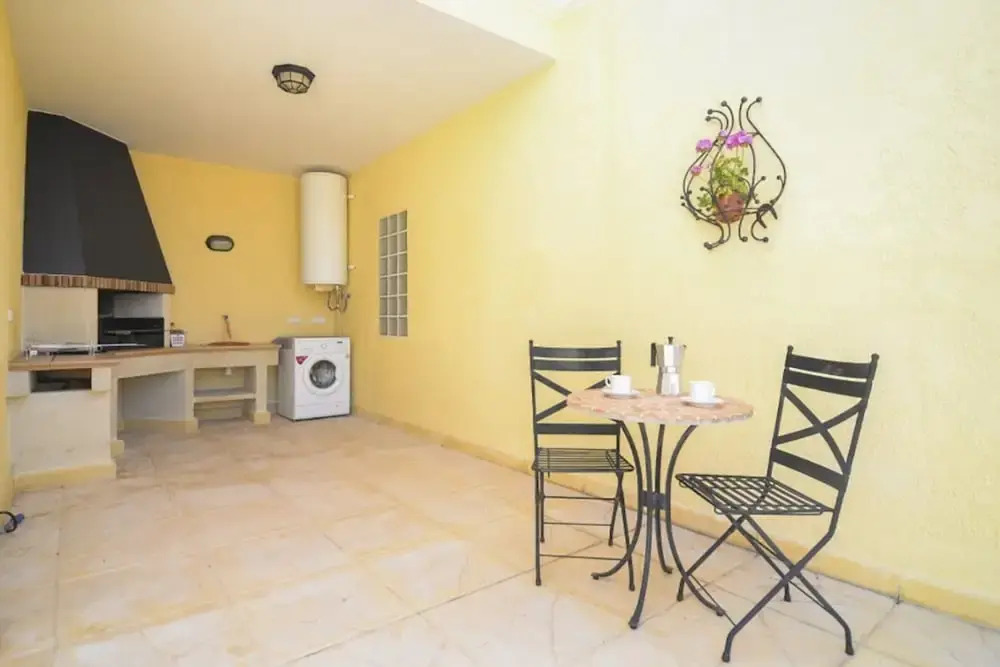 Bungalow - 4 Bedrooms with Pool and WiFi - 104998