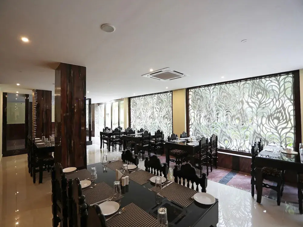 OYO 17418 Hotel Pipul