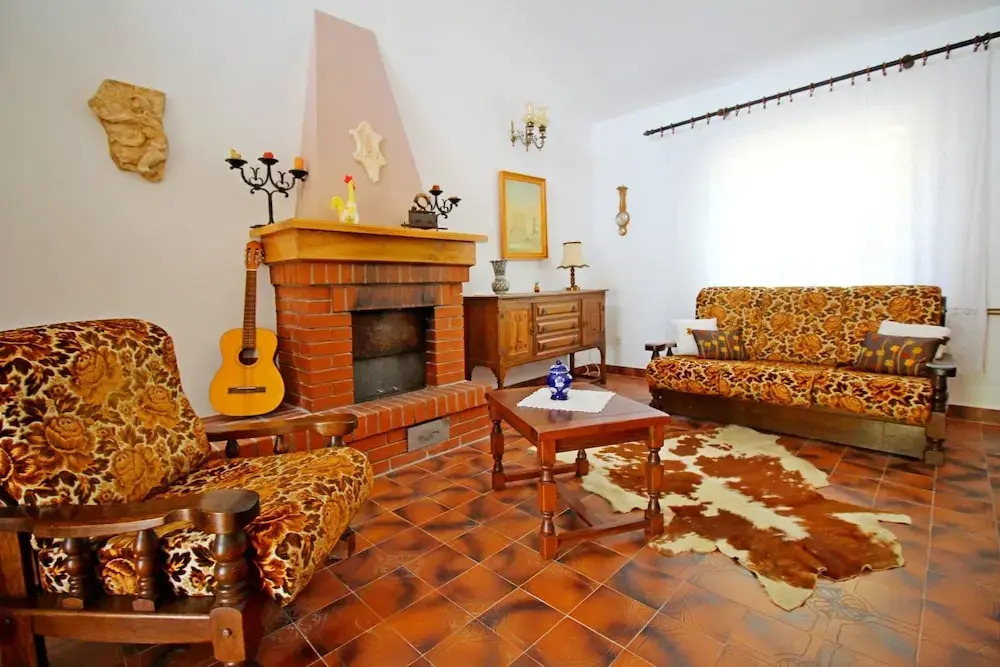 House Uzejra