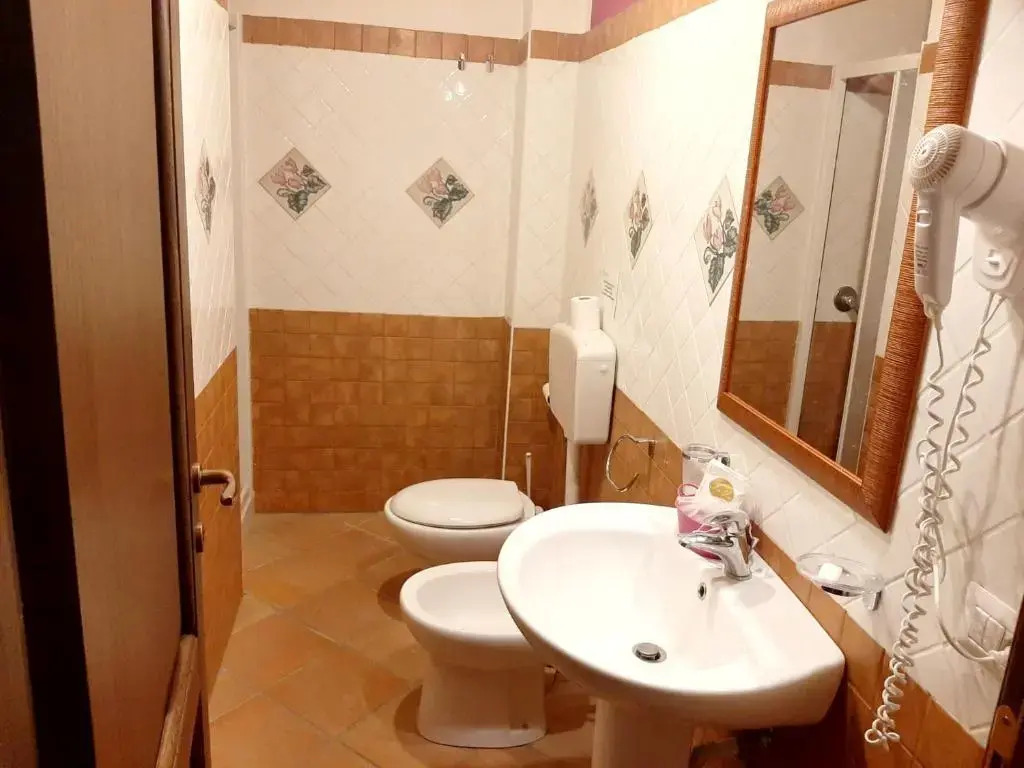 Spacious villa with private pool and stunning views