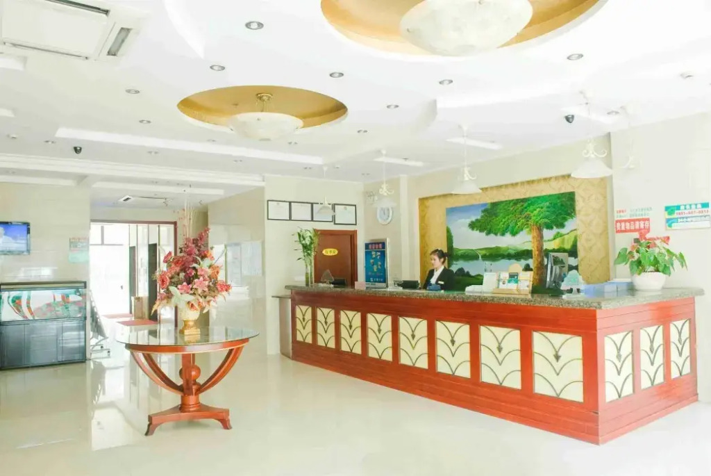 GreenTree Inn Changzhou Jinghu High-speed Rail North Station Global Dinosaur City Hotel