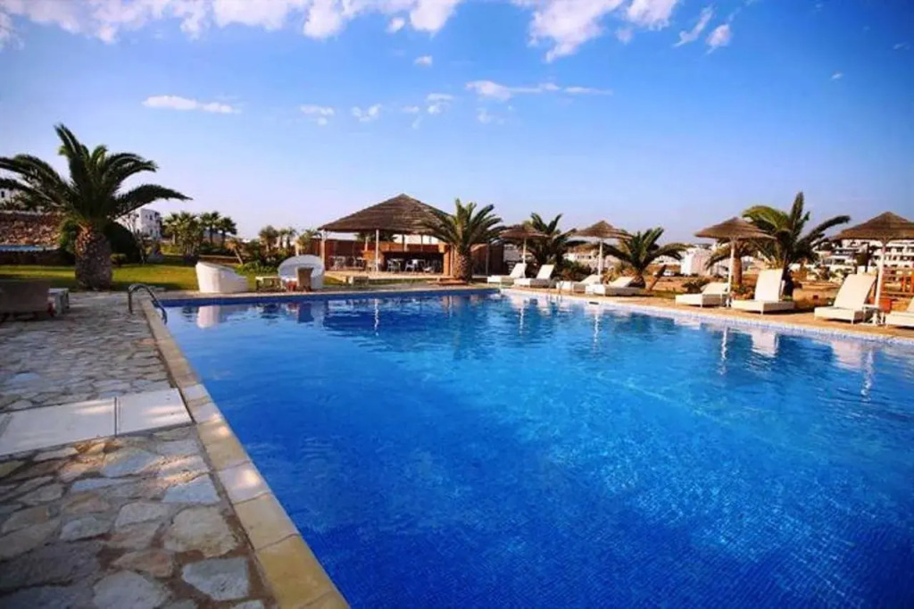 Koufonisia Hotel & Resort