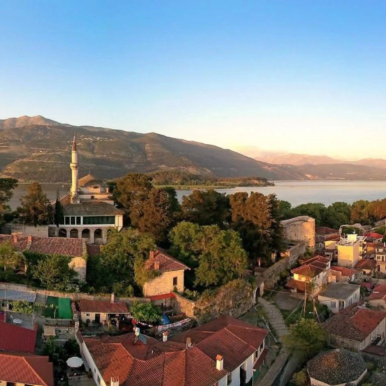 KAMARES Historic Boutique Hotel & Spa