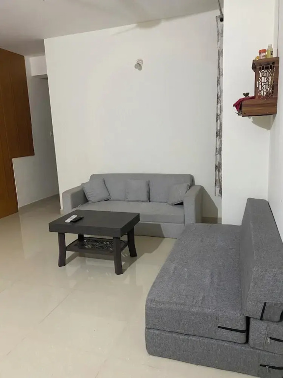 Tranquil Stay, Mountain View - 2BHK Flat
