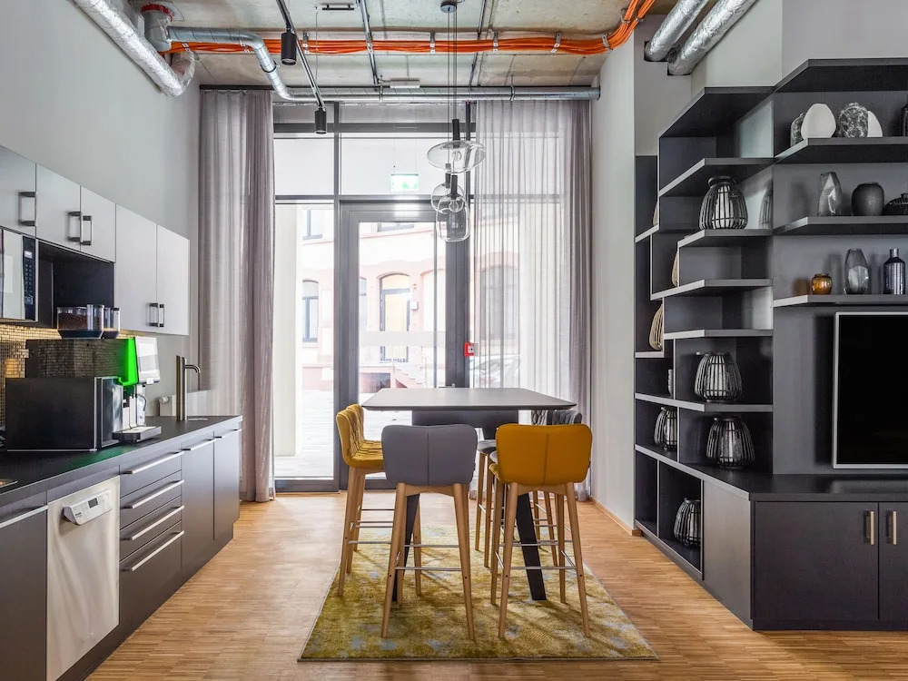 Numa Frankfurt Bloc