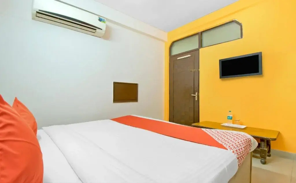 Merriment Residency By OYO rooms