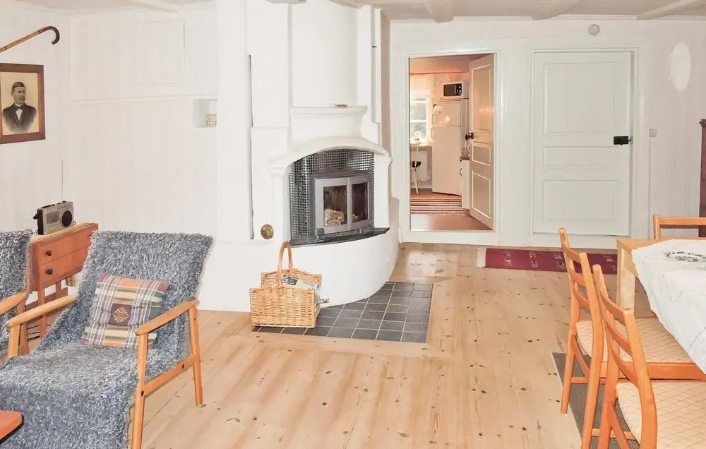 3 Bedroom Stunning Home In Alvesta