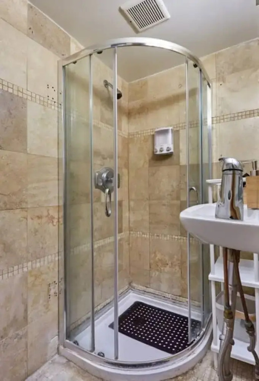 Charming 2 Br Apartment 15 Mins To Nyc