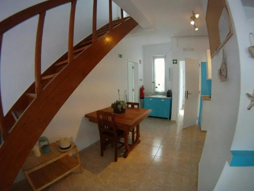 Ahoy Porto Covo Hostel