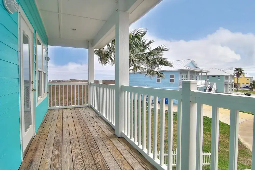 Casa Las Palmas - Pet Friendly! Boardwalk to the Beach!