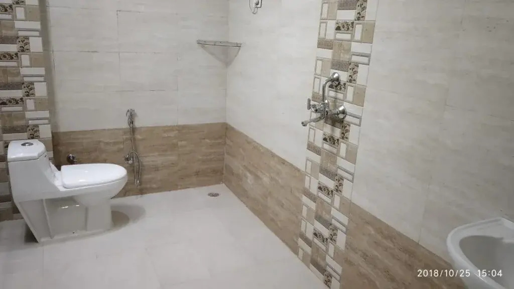 Hotel Bajaj Lake Palace
