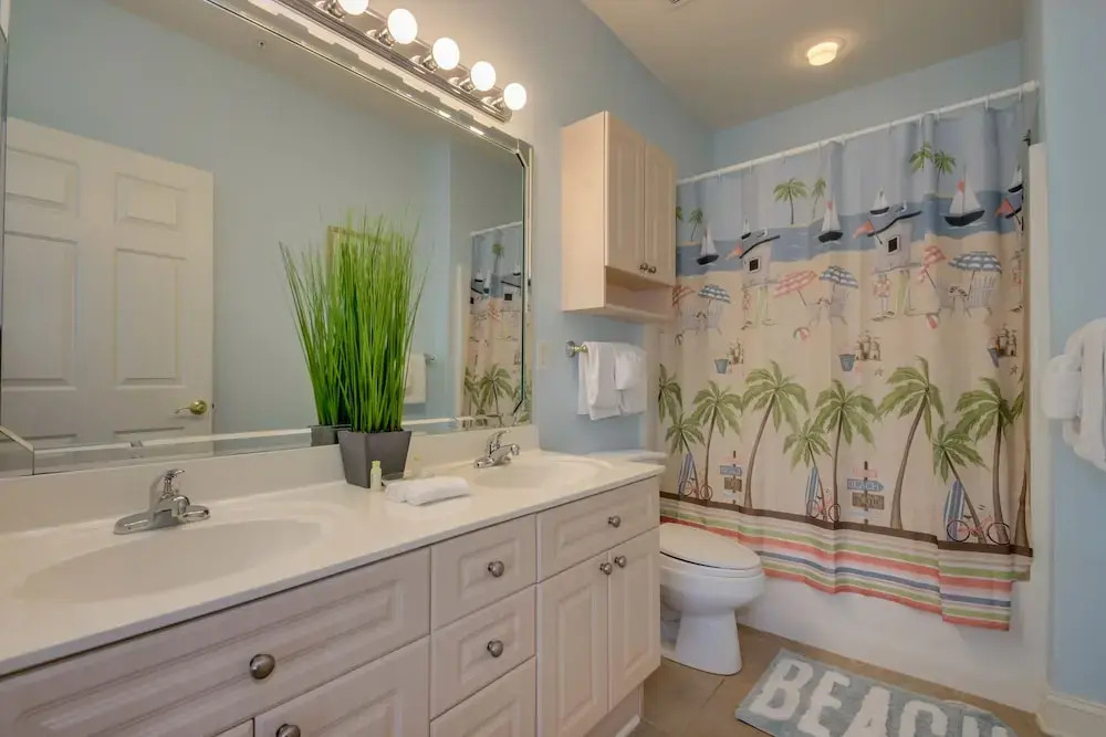 4851 Luster Leaf Circle Magnolia Pointe 202 by RedAwning
