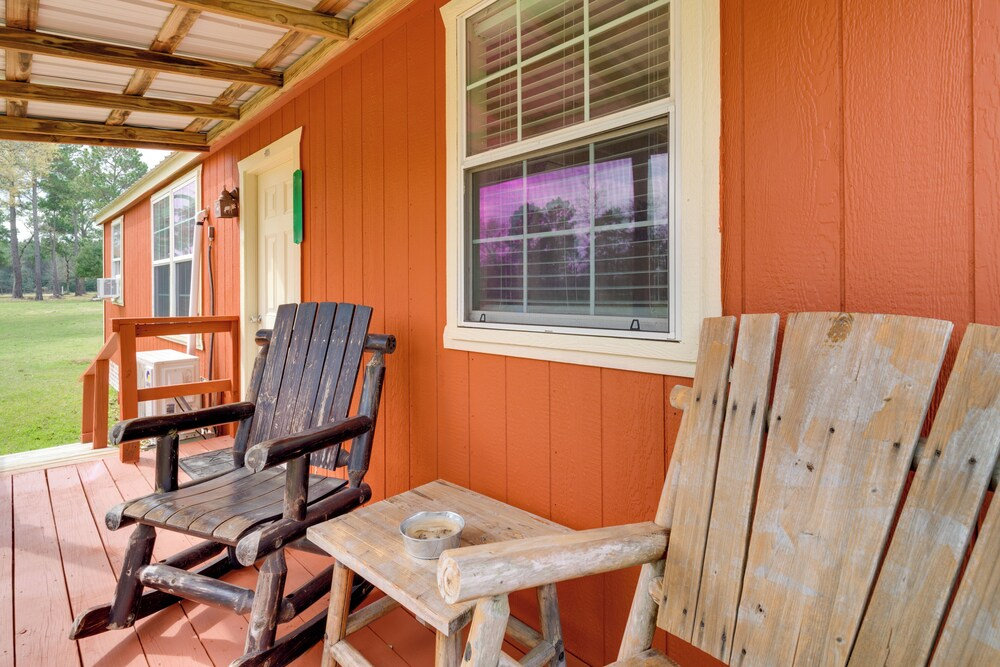 Tranquil Plantersville Cabin: Farm Animals On-site