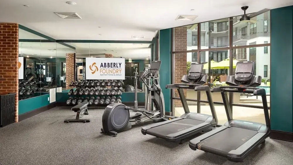 Landing Beautiful 1BD Pool Gym