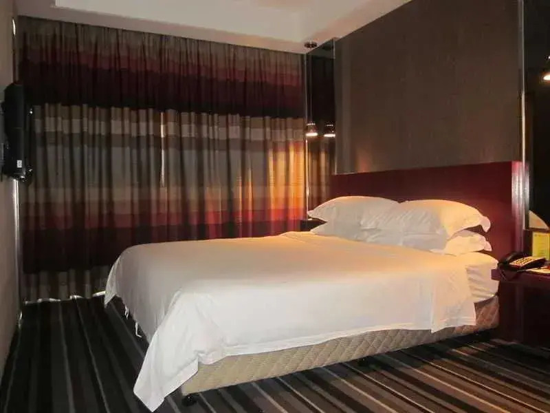 Vienna Hotel Dongguan Houjie Avenue