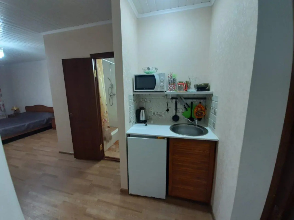 Guest House on Pobedy 7A