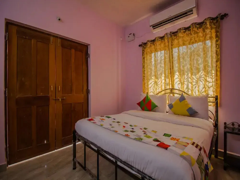 OYO 13914 Home Graceful Studio Siolim
