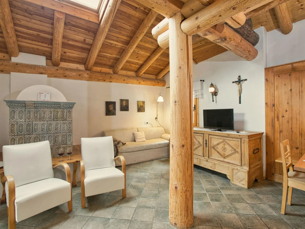 Typical Cottage in Bellamonte Italy with bubble bath