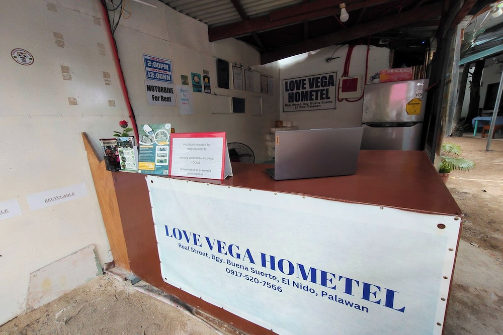 Love Vega Hometel El Nido near Beach