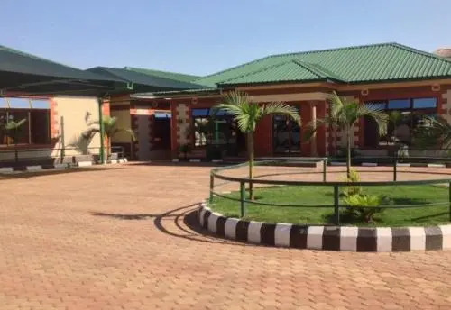 Ndozo Lodge Makeni