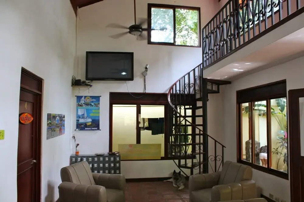Tamarindo Backpackers