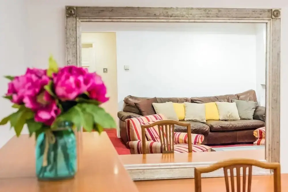 Beautiful Home in Chelsea Embankment, 3 Guests