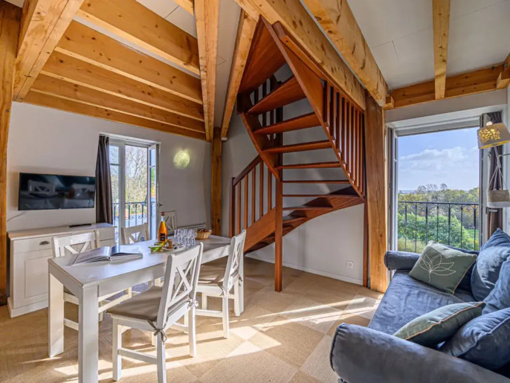 Villa Château De Kergonano- dans lOrangerie-4 by Interhome