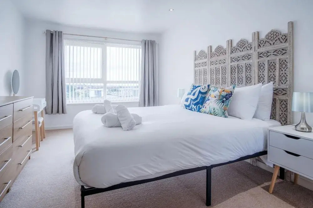 The Penthouse - 3 Bedroom Apartment - Llanelli
