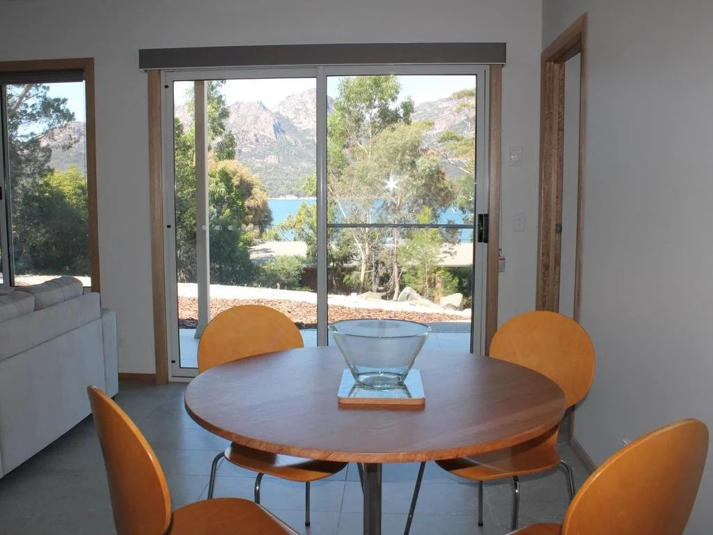 Coles Bay Stone Cottage
