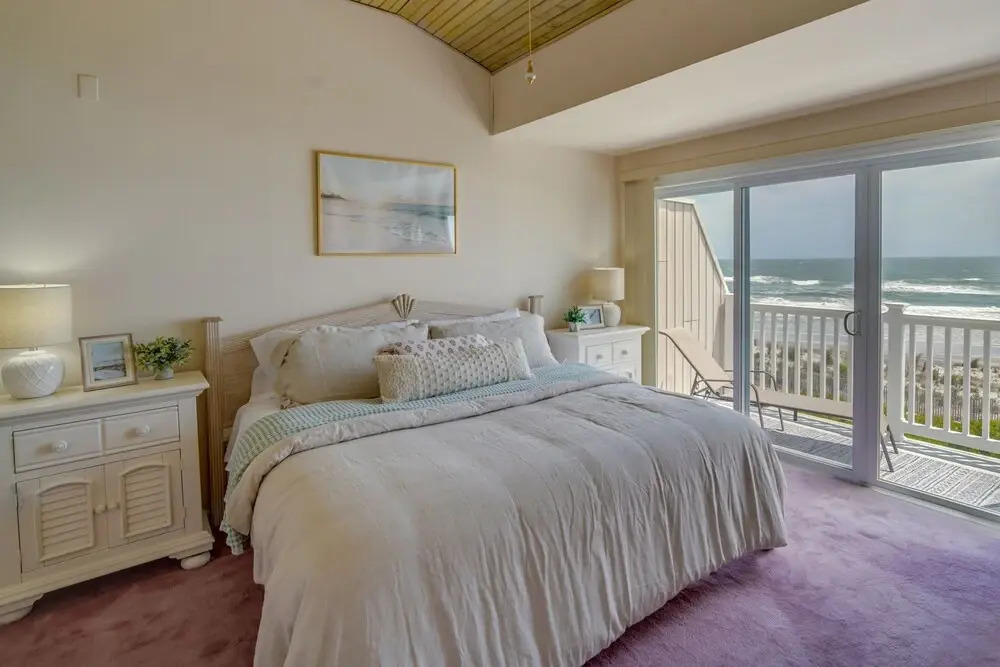 Charming Brigantine Condo Rental: Steps to Beach!