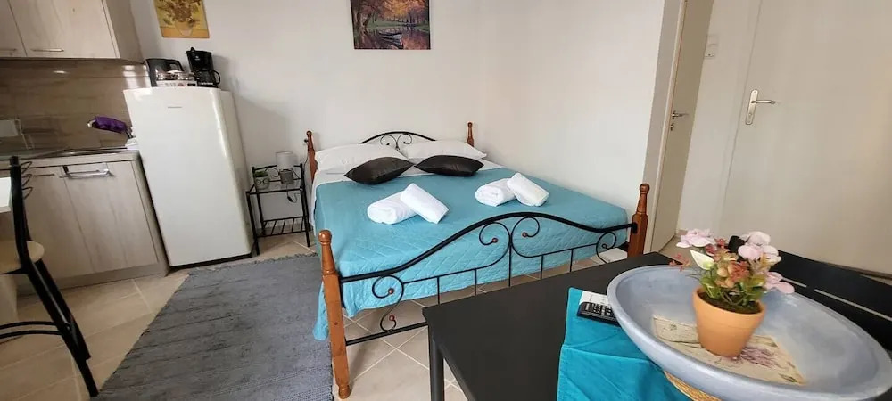 Modern Equipped Studio in Heraklion