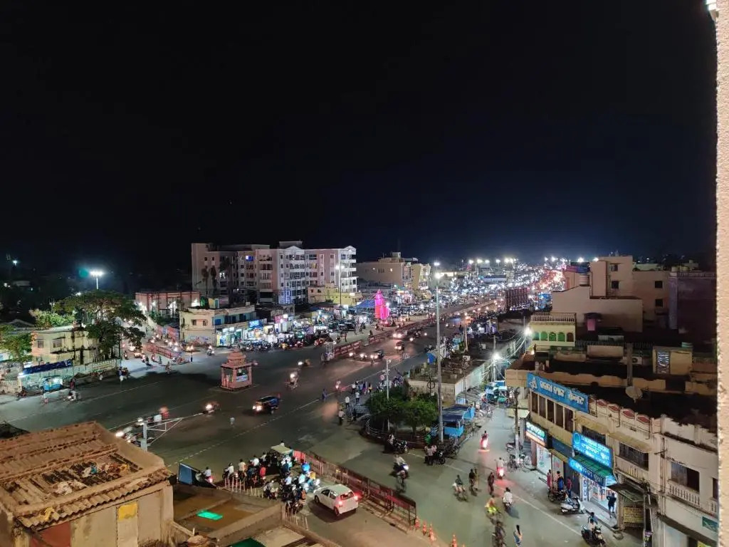 Hotel Vip Square