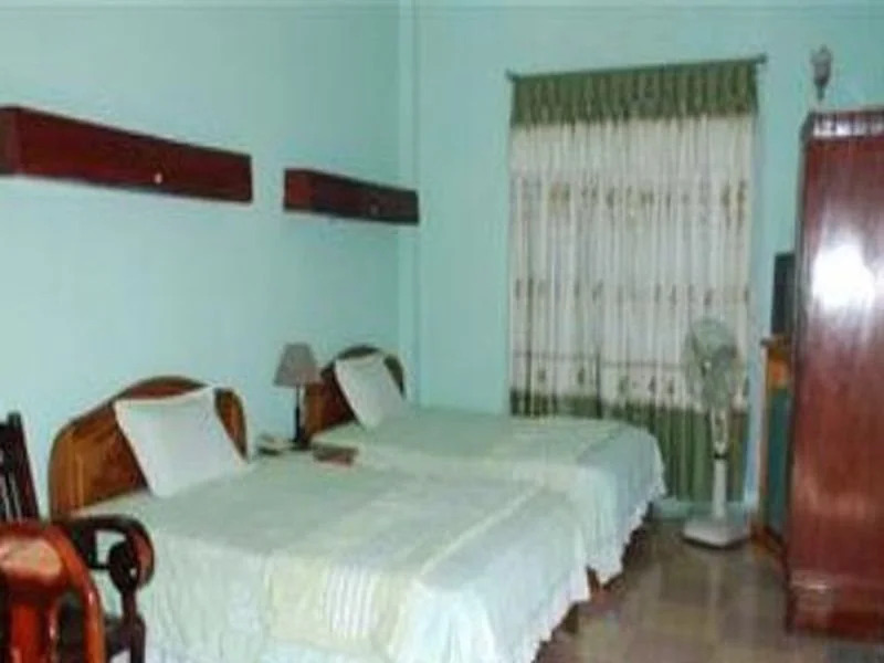 OYO 1297 Hotel Hung Lam