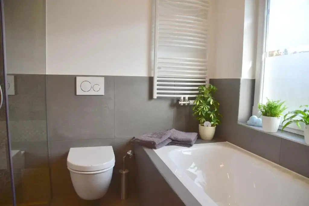 Wunderschöne helle Wohnung, 10 min zum Zentrum