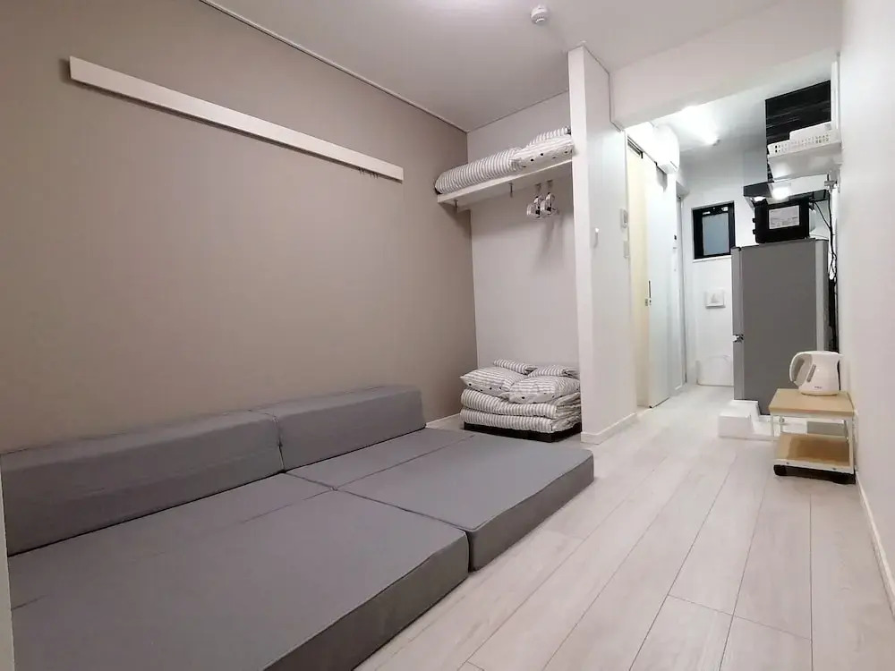 Kameido House
