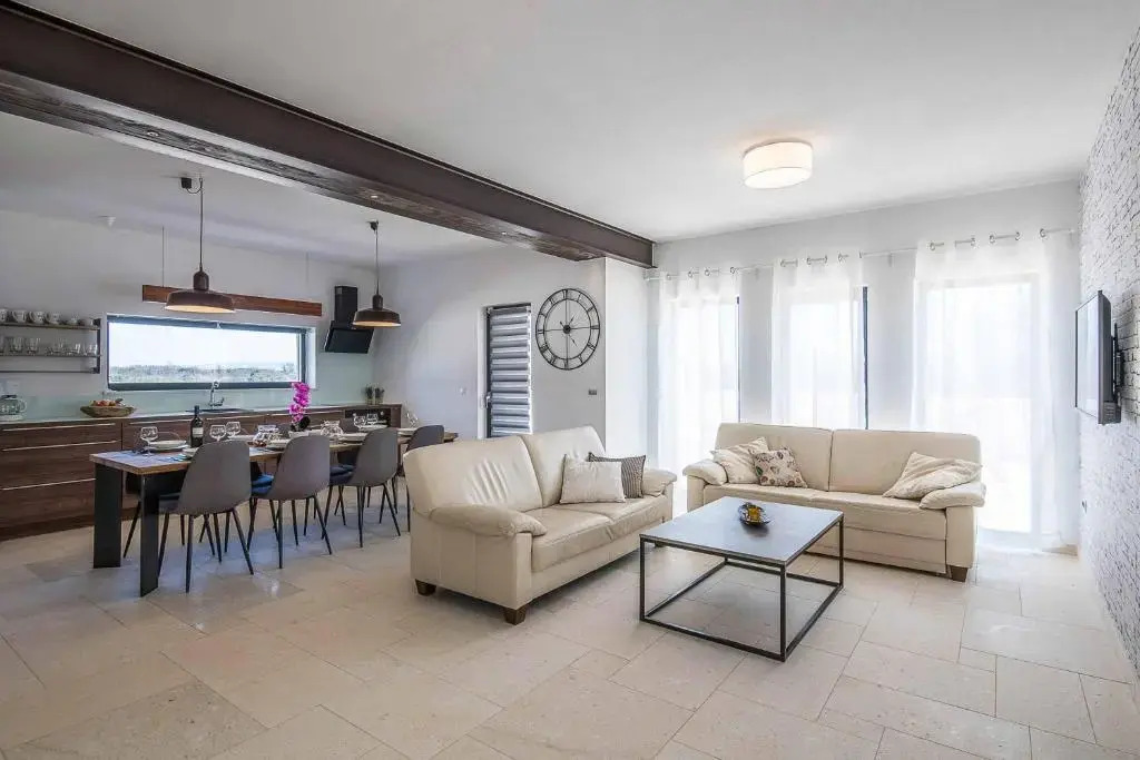 Villa Rocksalt