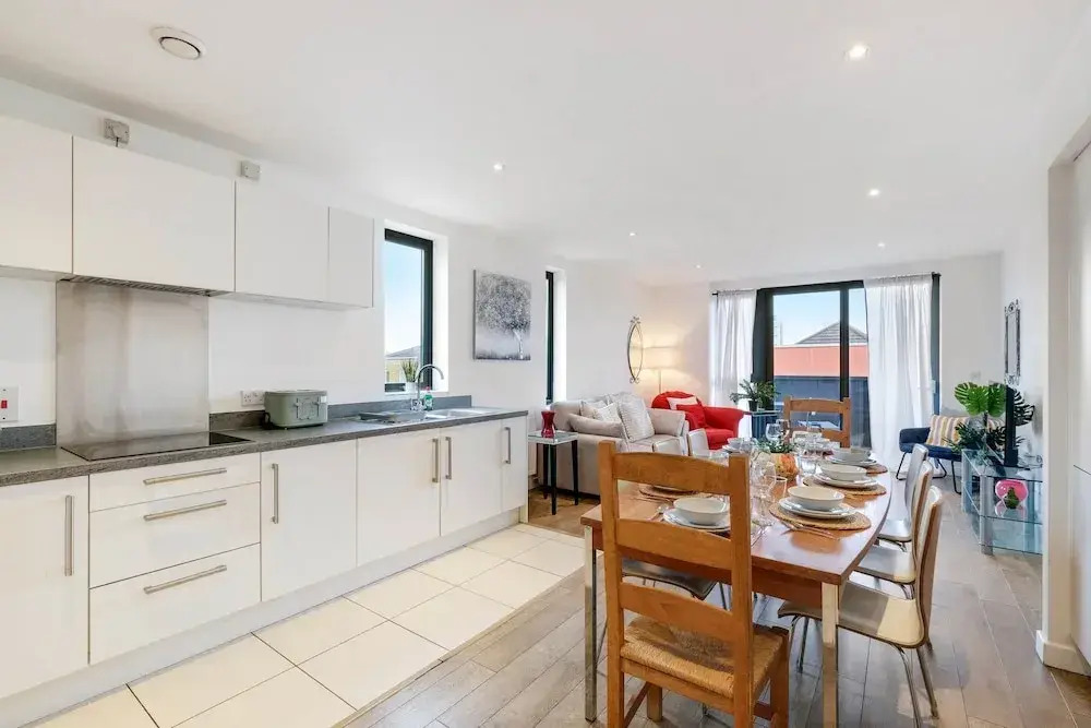 Bovet 3 Bedroom 1 Bathroom Apartment