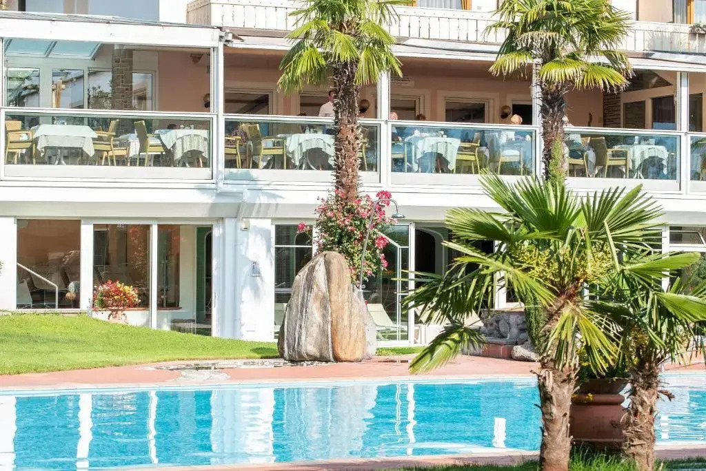 Glanzhof Hotel & Apartments