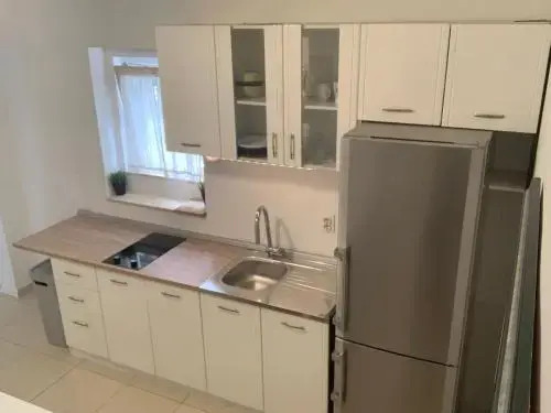 Summer Apartment 2