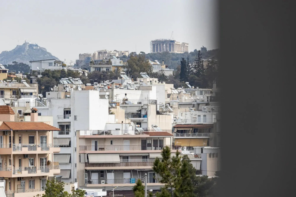 Luxury 2 bdr Penthouse Apt With Acropolis View
