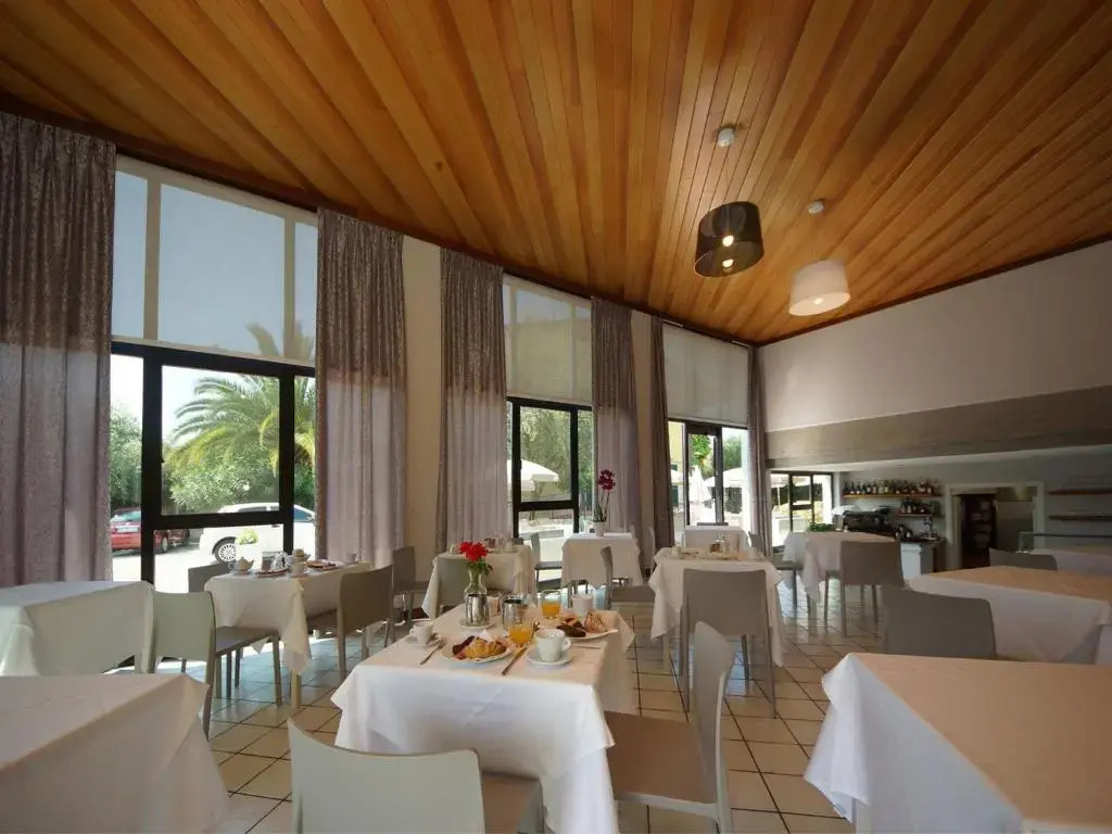 Hotel Saviola