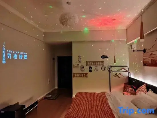 Three Cat Apartment