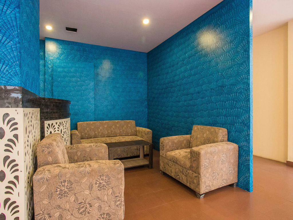 OYO 16939 Ne Westend Suites