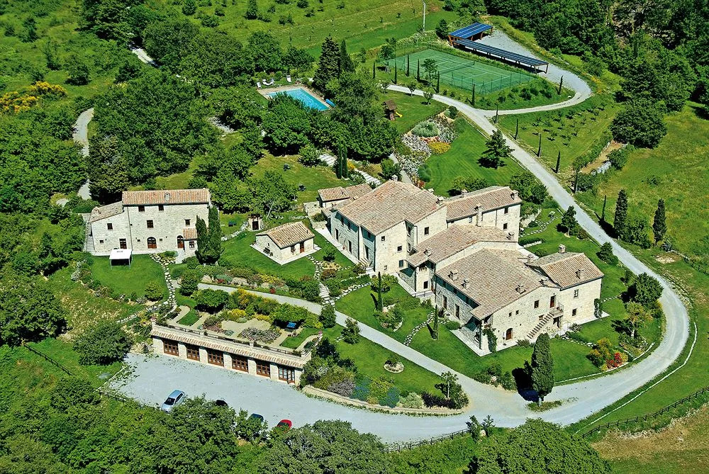 Borgo Fastelli - House in historical Borgo in Tuscany - Sambuco
